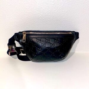 GUCCI Black Leather Belt Bag Small GG NEW